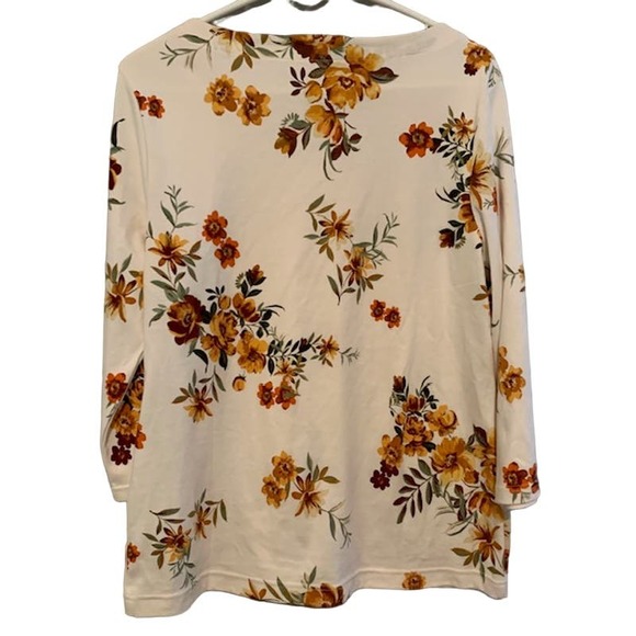 Ladies "Croft & Barrow" Floral Top - Size Large - Picture 2 of 5